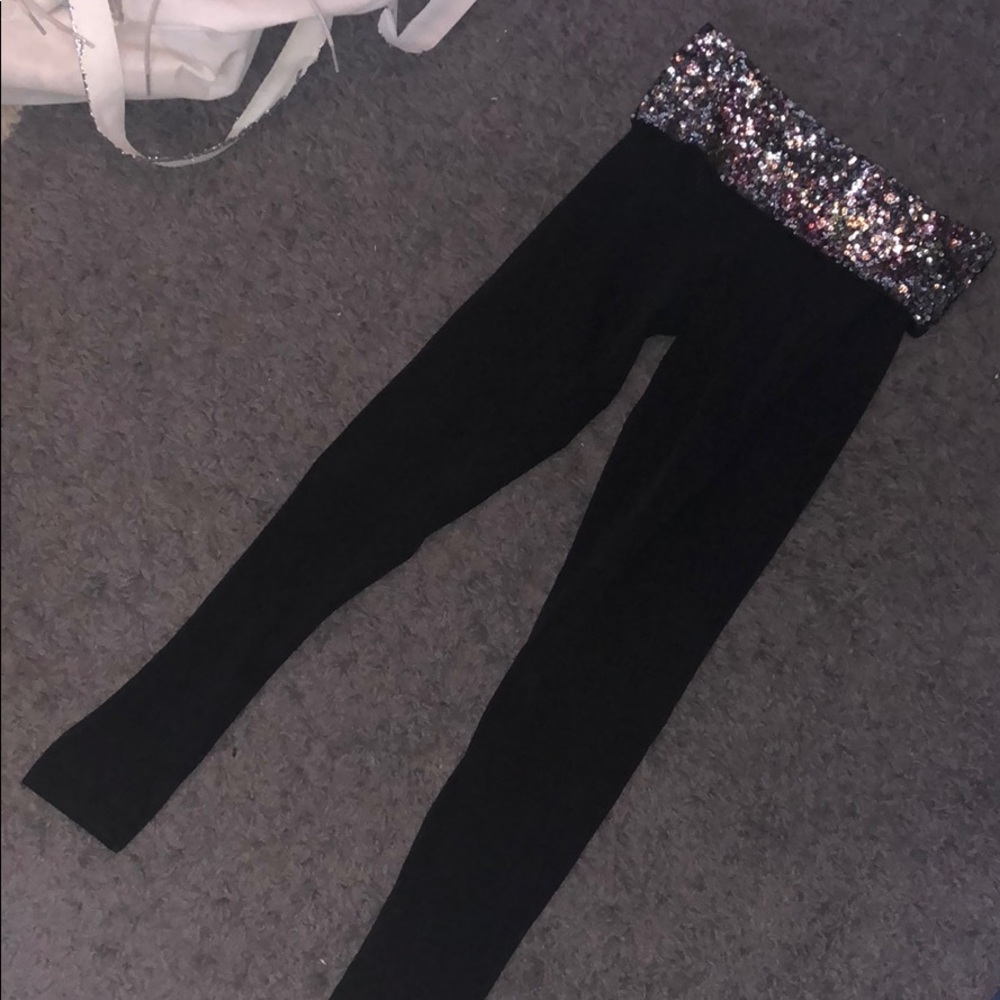 leggings/yoga pants